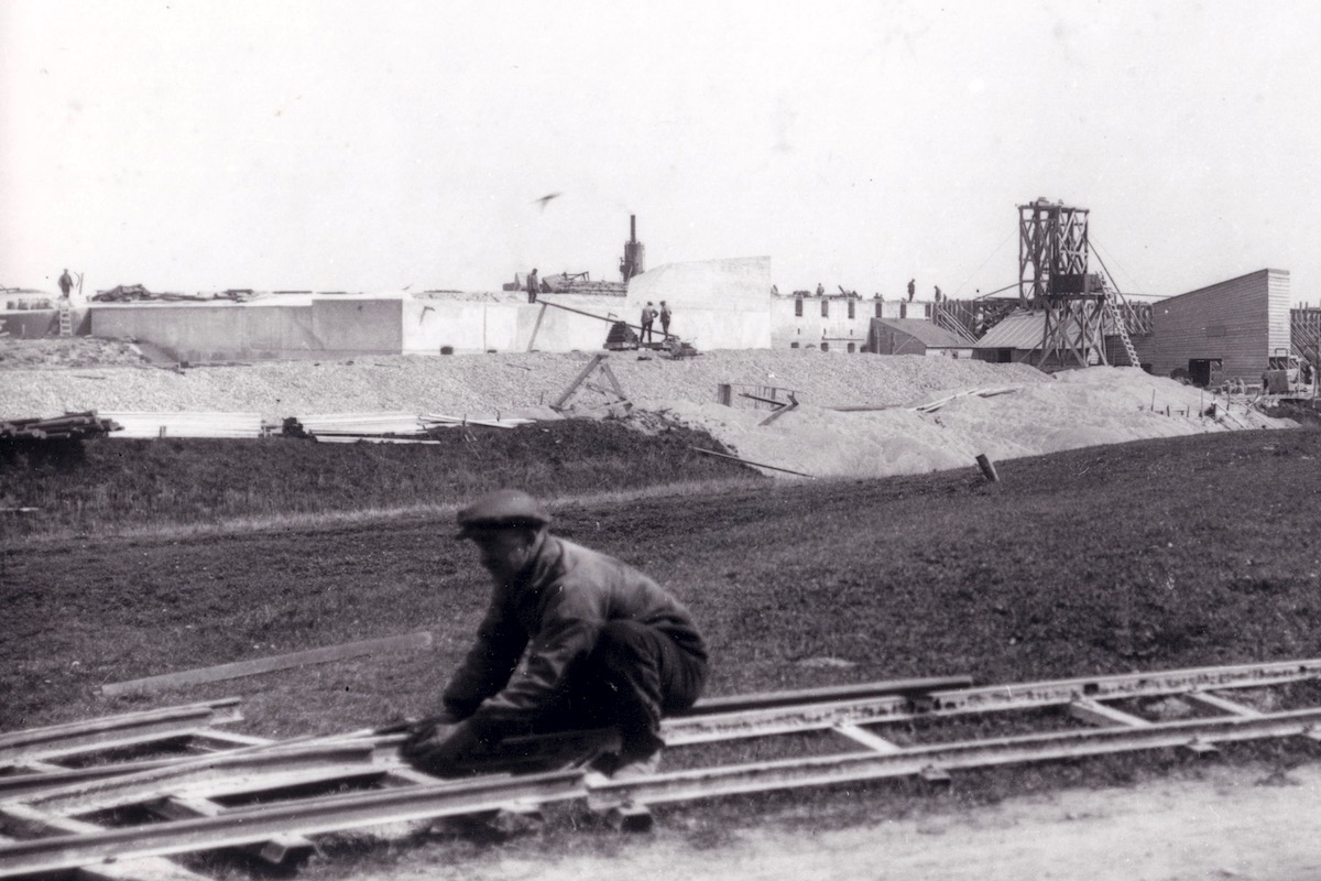 Bouw van het Fort bij Spijkerboor, 1913.